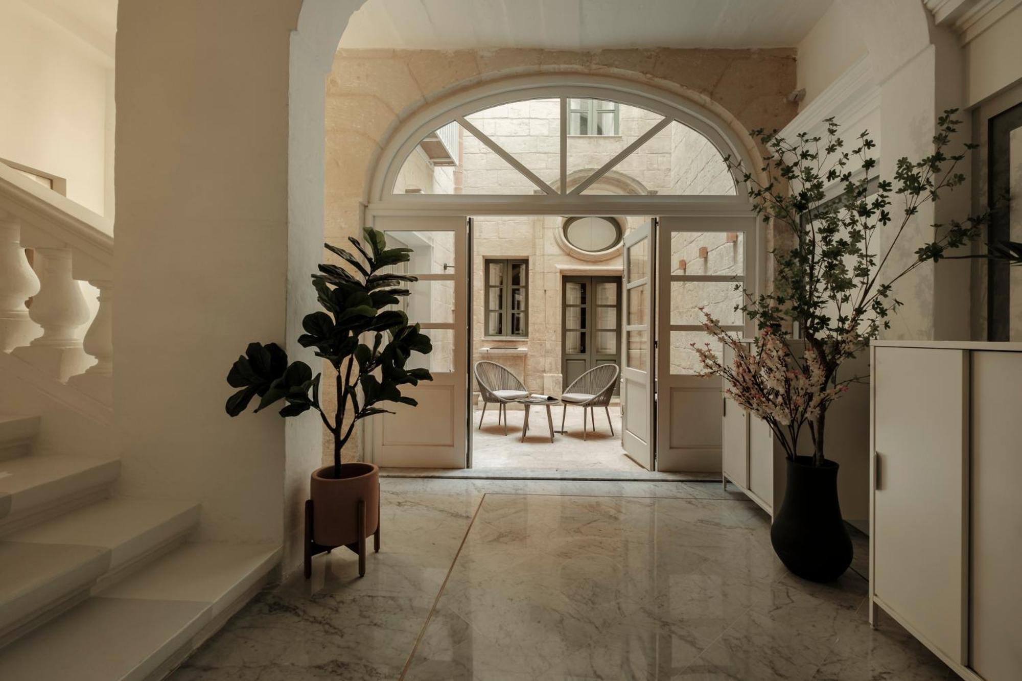 136 Old Bakery Apartment Valletta Exterior photo